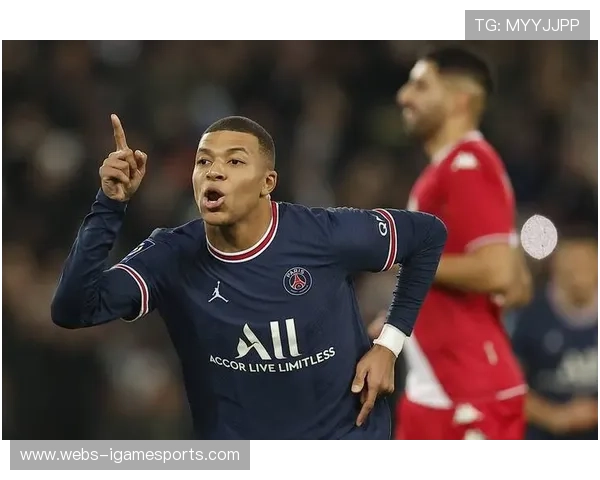 巴黎圣日耳曼与摩纳哥上演欧冠版法国国家德比，姆巴佩直面旧主